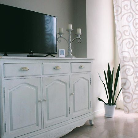 Shabby Chic Dream Apartment Бергамо Екстериор снимка